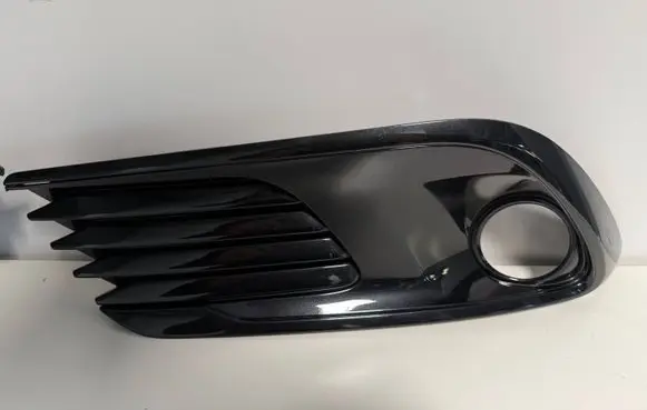 Toyota Auris E210 Front fog light trim/grill 8148202570 8148202590 5204002210