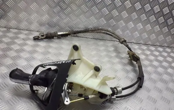 Toyota Corolla Verso E121 Gear selector/shifter in gearbox 