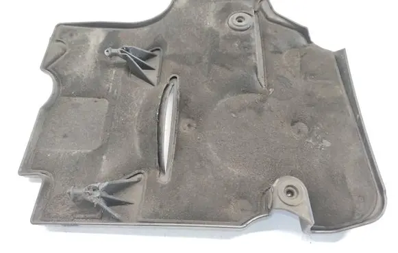 Mercedes-Benz E W212 Timing belt guard (cover) A6510101867 BBP179802