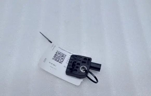 Hyundai ix35 Airbag deployment crash/impact sensor 959202S000