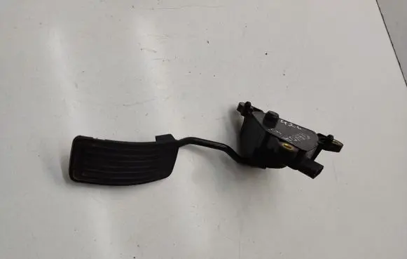 Nissan Qashqai Accelerator throttle pedal 11429 0477A