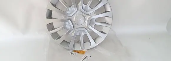 Toyota Proace R16 wheel hub/cap/trim 9810850177