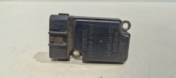 Toyota Corolla E120 E130 Mass air flow meter 2220427010
