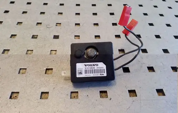 Volvo S80 Aerial antenna filter 31215629