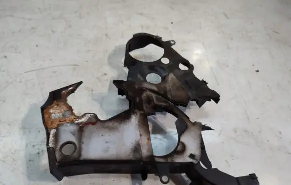 Volkswagen PASSAT B7 Timing belt guard (cover)