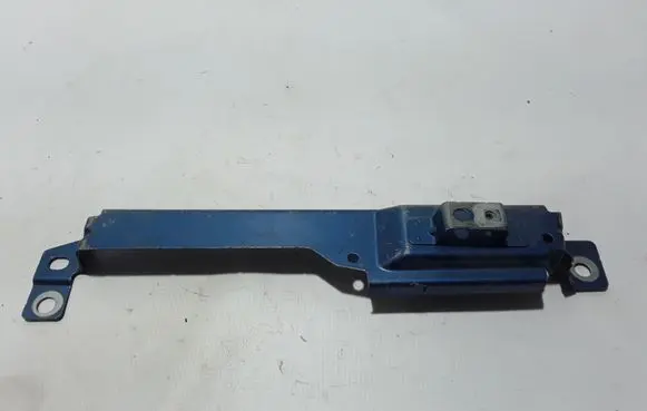 Volvo XC60 Fender mounting bracket 31424581