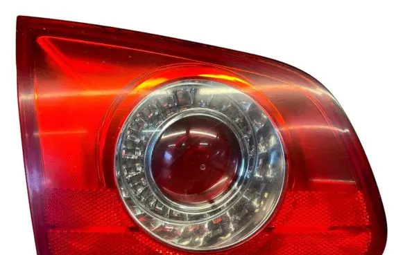Volkswagen PASSAT B6 Tailgate rear/tail lights 3C9945093