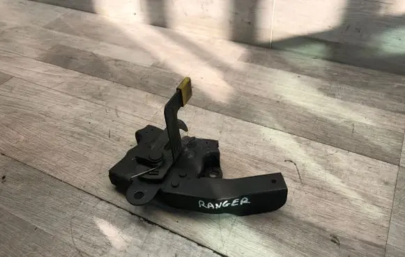 Ford Ranger Engine bonnet/hood lock/catch