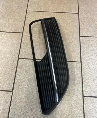 Audi A3 S3 8V Front bumper lower grill 8v3807681a