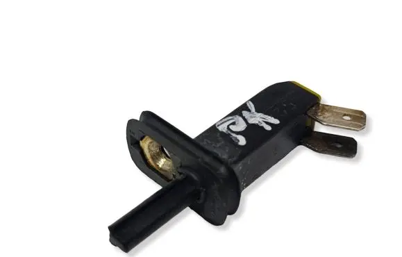 Audi A6 S6 C4 4A Front door sensor 893947561A