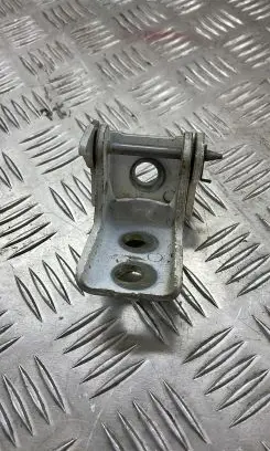Citroen C4 Grand Picasso Front door lower hinge 