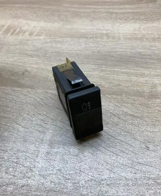 Fog light switch
