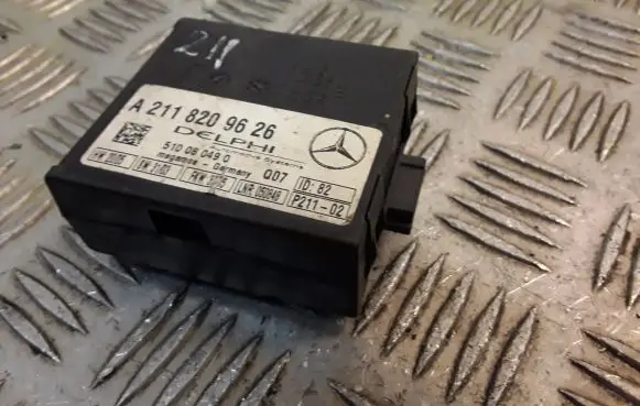 Mercedes-Benz E W211 Alarm control unit/module 2118209626 A2118209626