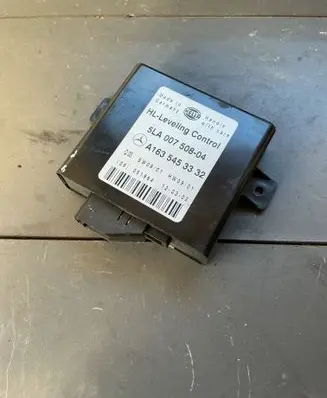 Mercedes-Benz ML W163 Light module LCM 5LA00750804 A1635453332