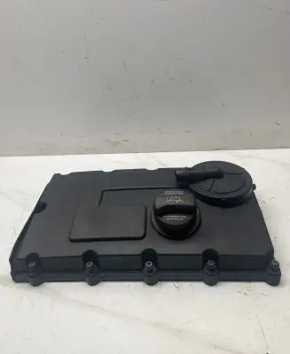 Volkswagen PASSAT B6 Rocker cam cover 03G103475