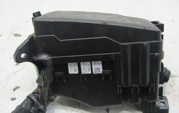 KIA Ceed Fuse box set 91251-J7191