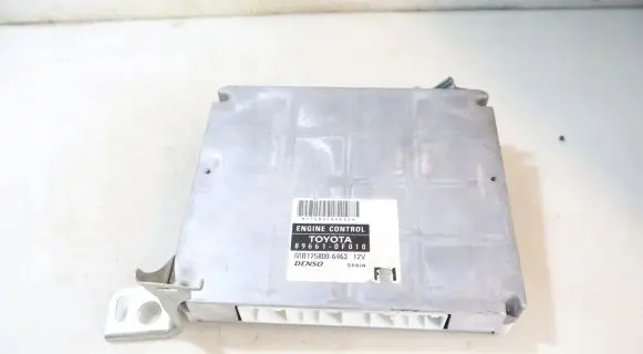 Toyota Corolla Verso E121 Engine control unit/module ECU