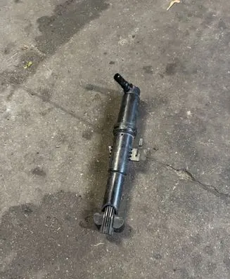 BMW 6 F12 F13 Headlight washer spray nozzle 7246088