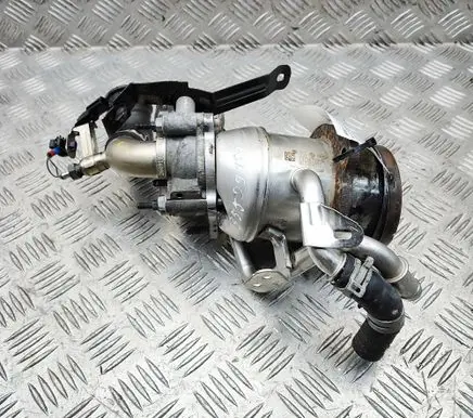 Mercedes-Benz Vito Viano W447 EGR valve 147357337R 92730201C