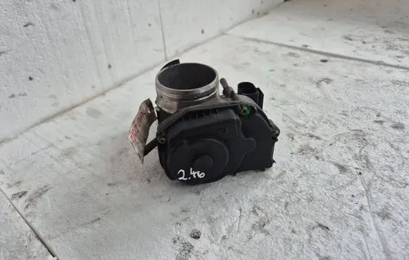 Volkswagen Sharan Throttle valve 037133064A