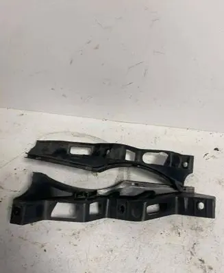Volkswagen PASSAT B6 Front bumper mounting bracket 3C0807890 3C9807889