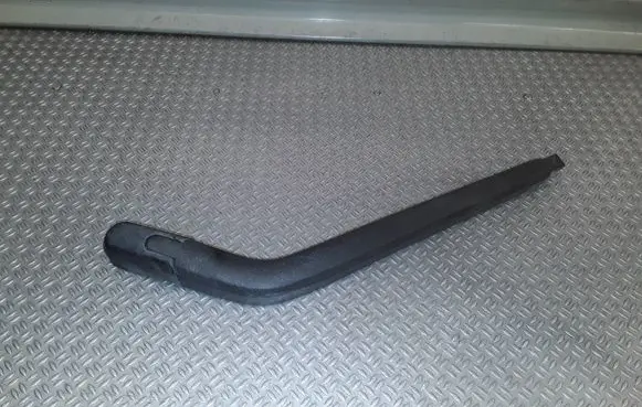 Toyota Corolla E120 E130 Rear wiper blade arm 