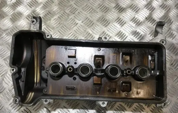 Toyota Prius (XW10) Rocker cam cover 