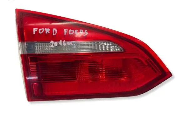 Ford Focus Tailgate rear/tail lights F1EB13A603CA 0270672016