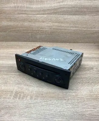 Renault Megane II Radio/CD/DVD/GPS head unit 8200256141D 8200256141