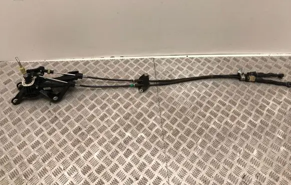 Mazda CX-3 Gear shifter/selector DA6A46100