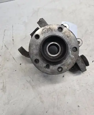 BMW 5 E60 E61 Rear wheel hub spindle/knuckle 