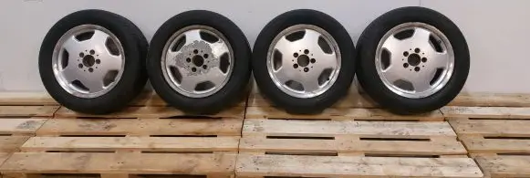 Mercedes-Benz 380 560SEC C126 R16 alloy rim 