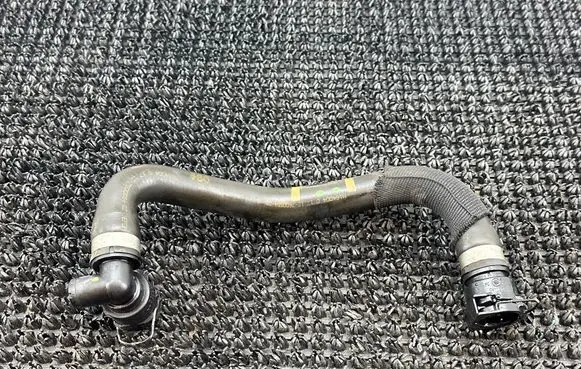 BMW 1 F20 F21 Engine coolant pipe/hose 7600554