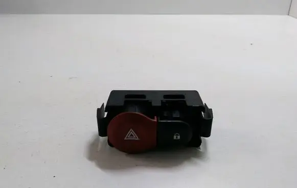 Renault Megane II Hazard light switch 8200214896A