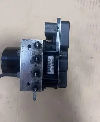Volkswagen Polo IV 9N3 ABS Pump 6R0907379H 0005