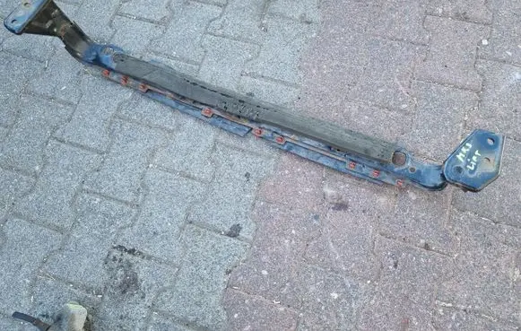 Ford Focus Bottom radiator support slam panel 