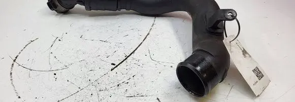 Jaguar F-Pace Intercooler hose/pipe GX736N650AF
