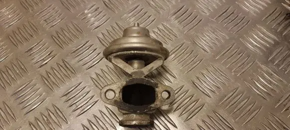 Mercedes-Benz E W210 EGR valve 0021401760