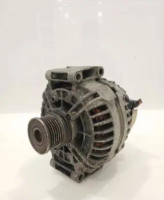 Mercedes-Benz Vito Viano W639 Generator/alternator A0131542102