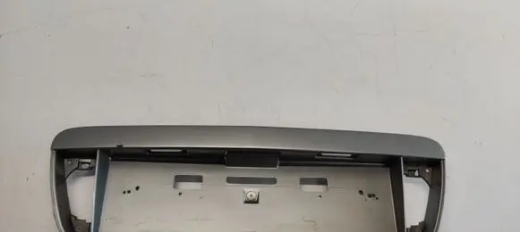Nissan Primera Tailgate trim 90810AU400