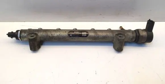 KIA Carens II Fuel main line pipe 0445214140