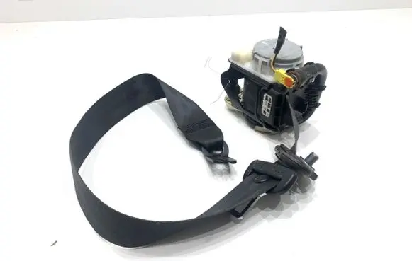 Skoda Octavia Mk3 (5E) Front seatbelt 