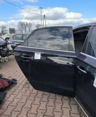 Audi A8 S8 D4 4H Rear door 