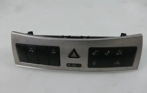 Mercedes-Benz CLK A209 C209 Hazard light switch A2096890031