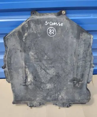 Mercedes-Benz S W220 Engine splash shield/under tray 2205241325