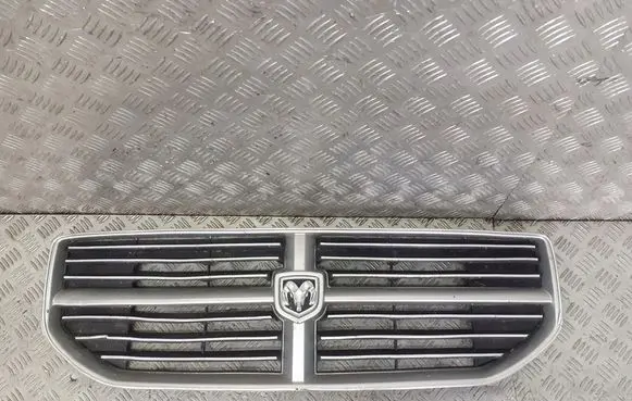 Dodge Caliber Front grill