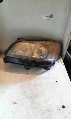 Opel Zafira A Headlight/headlamp 0301116271