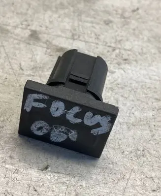 Ford Mondeo MK IV Windscreen/window heater switch 18k574ac