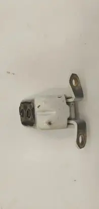 Nissan Leaf II (ZE1) Front door upper hinge