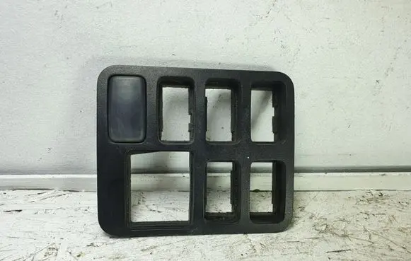 Toyota Land Cruiser (J120) Other center console (tunnel) element